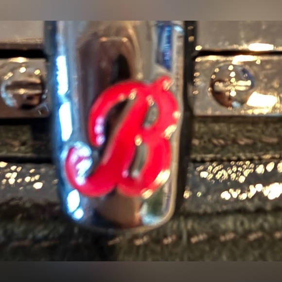 VINTAGE: Betsey Johnson | patent leather & suede lipstick handbag. - Picture 14 of 16